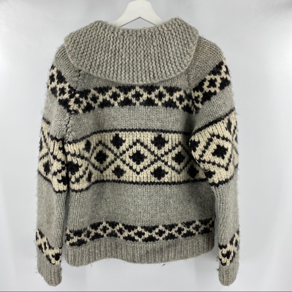 SOLD Vintage tribal print hand knit wool sweater - Picture 2 of 4